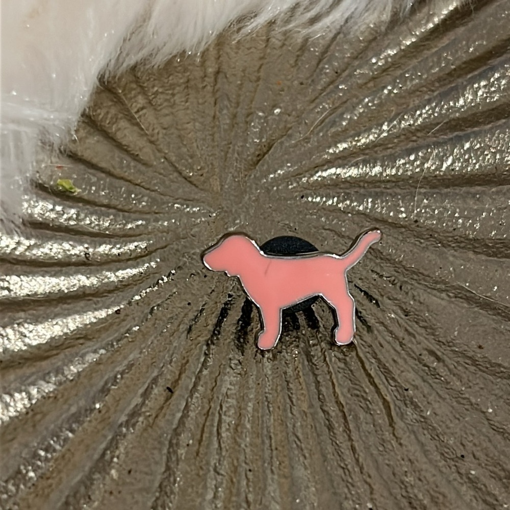 ❌‼️FINAL PRICE DROP‼️❌Victoria's Secrets PINK SIGNATURE DOG PIN puppy jewelry